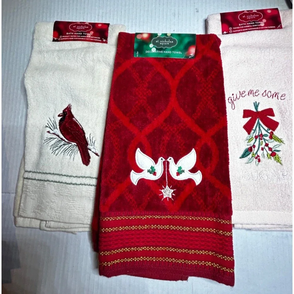 ST NICHOLAS SQUARE mistletoe cardinals doves Hand Towels 3 New